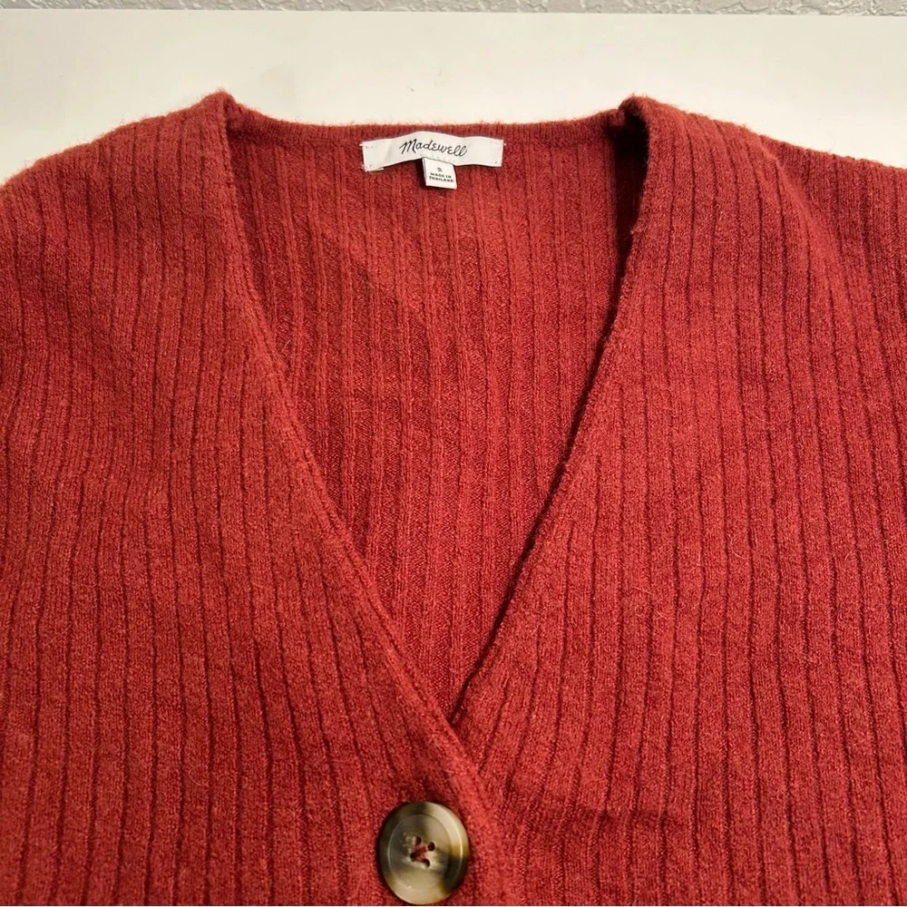 Madewell Rust Brown Ribbed V-Neck Button Cardigan